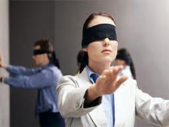 stress-management-mba-students-activity-blindfold